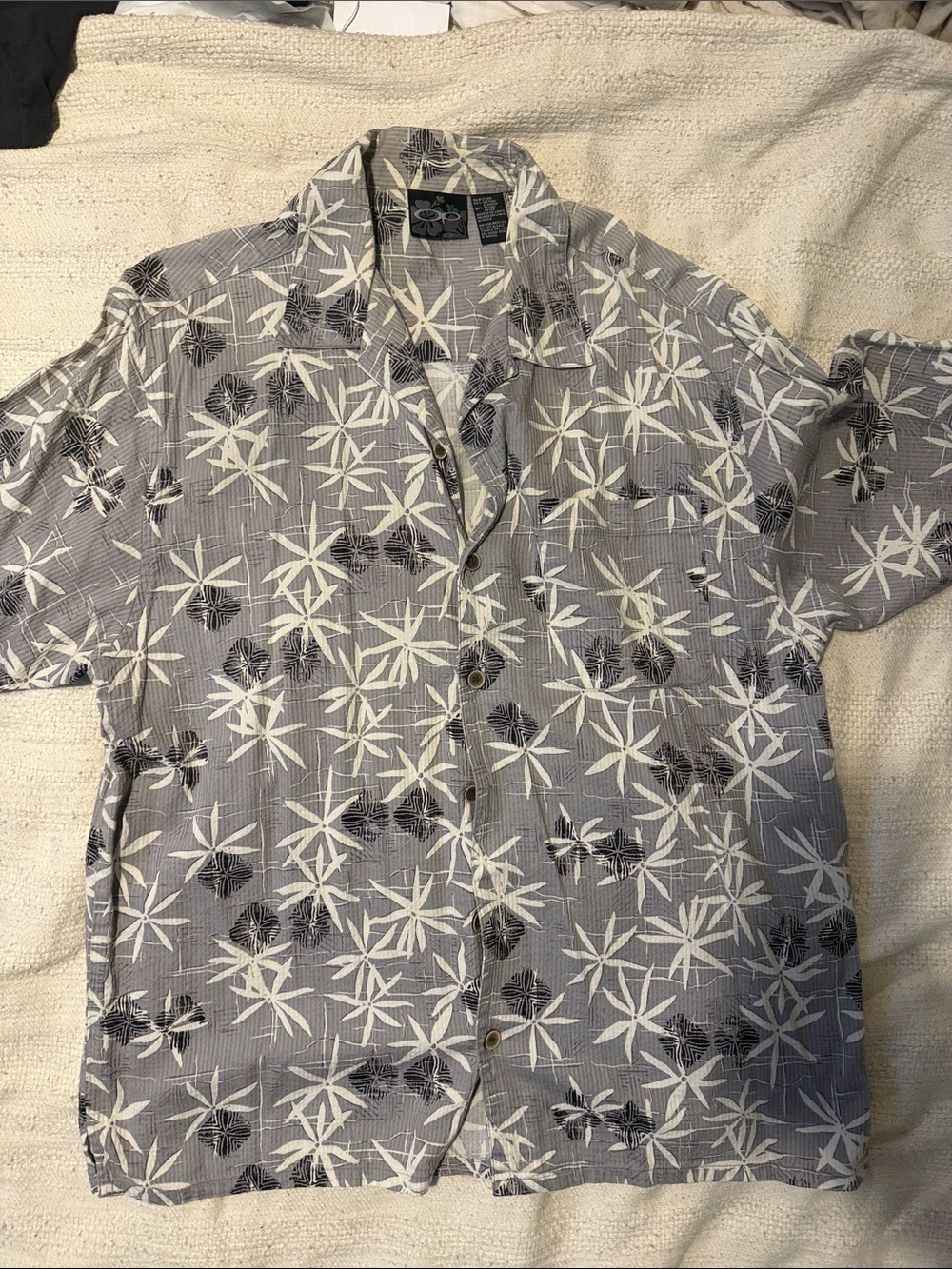 Vintage 90s OP Men's Short Sleeve Casual Button-Up Shirt - Gray/White Floral